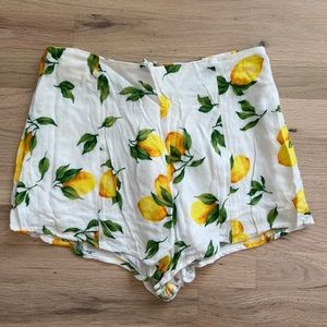 Lemon shorts